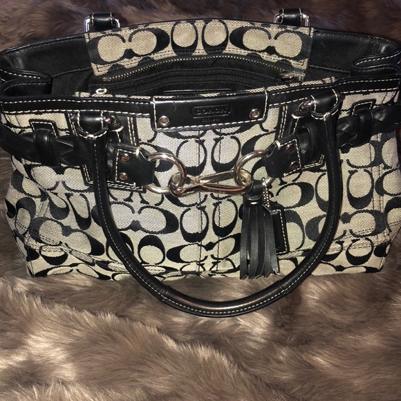 Coach Handbags - Authentic Coach Purse